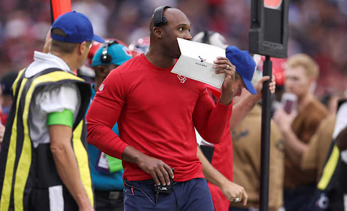 Texans head coach DeMeco Ryans